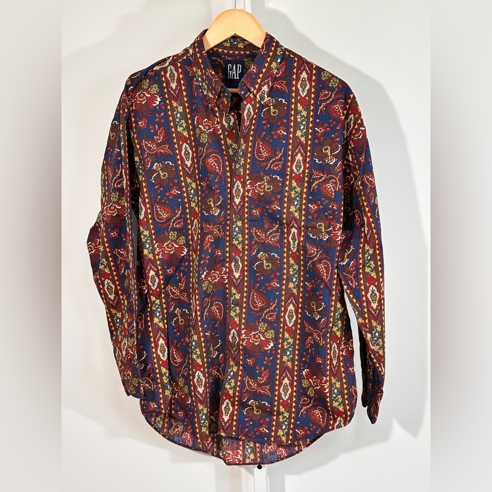 90’s Hong Kong GAP Paisley Button Down Shirt Boho Folk Hong Kong Cotton